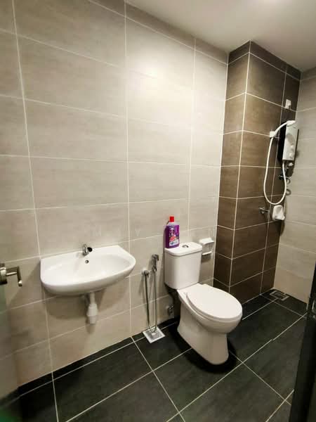Servis Apartment untuk Disewa di Princeton Suites @ EduSentral - May Tan - Bathroom - PropertyGuru.com.my