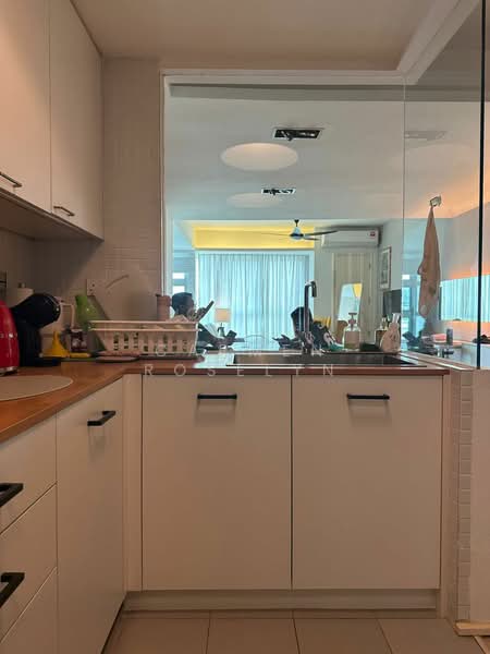 Service Residence for Rent at i-Zen @ Kiara 1 - Carmen Roselyn - Kitchen - PropertyGuru.com.my