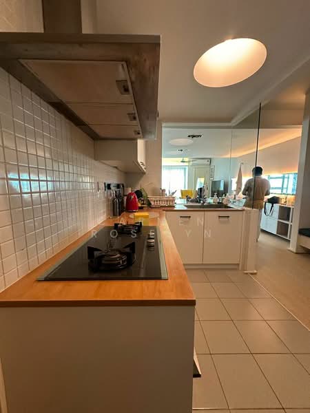 Service Residence for Rent at i-Zen @ Kiara 1 - Carmen Roselyn - Kitchen - PropertyGuru.com.my