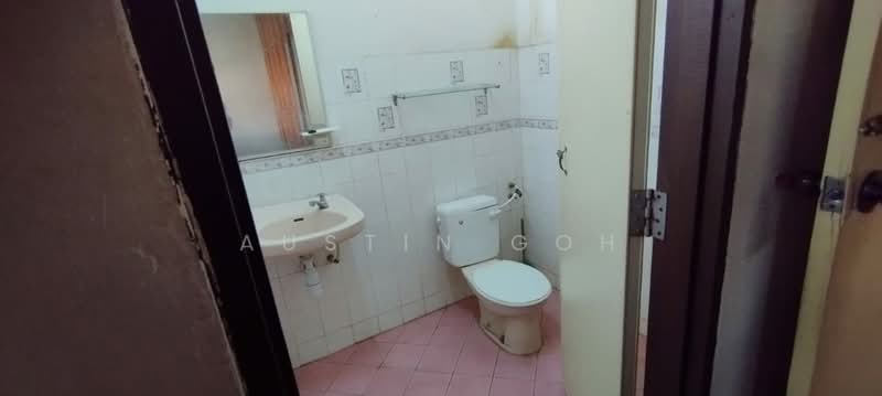 2-storey Terraced House for Sale in Bandar Baru Bangi (Selangor) - Austin Goh - Bathroom - PropertyGuru.com.my