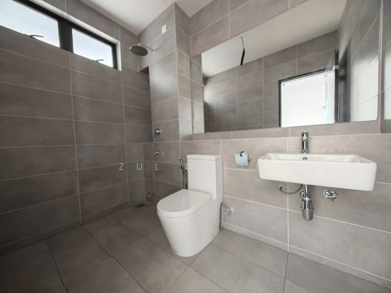 2-storey Terraced House for Sale in Dengkil (Selangor) - Zul Hasif - PropertyGuru.com.my