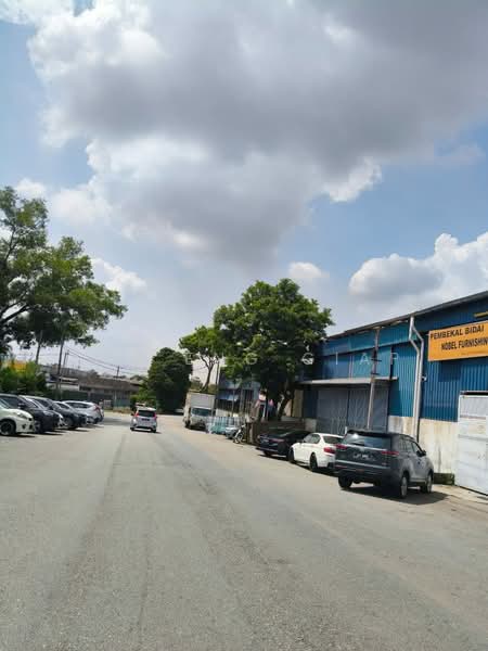 Factory for Sale in Taman Mount Austin (Tebrau) - Ler Eng Giap - Street Photo with Parking space - PropertyGuru.com.my