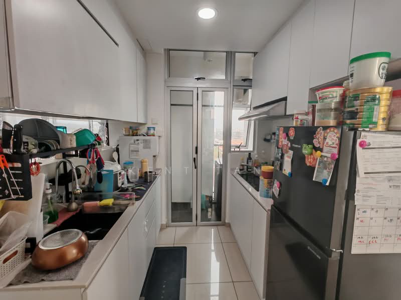 Servis Apartment untuk Dijual di Midas @ Seri Alam - Kent Tan - Kitchen - PropertyGuru.com.my