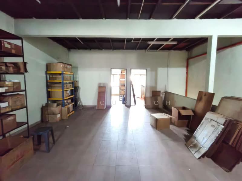Kedai untuk Dijual di Taman Johor Jaya (Johor Bahru) - Marcus Loh - Interior - PropertyGuru.com.my