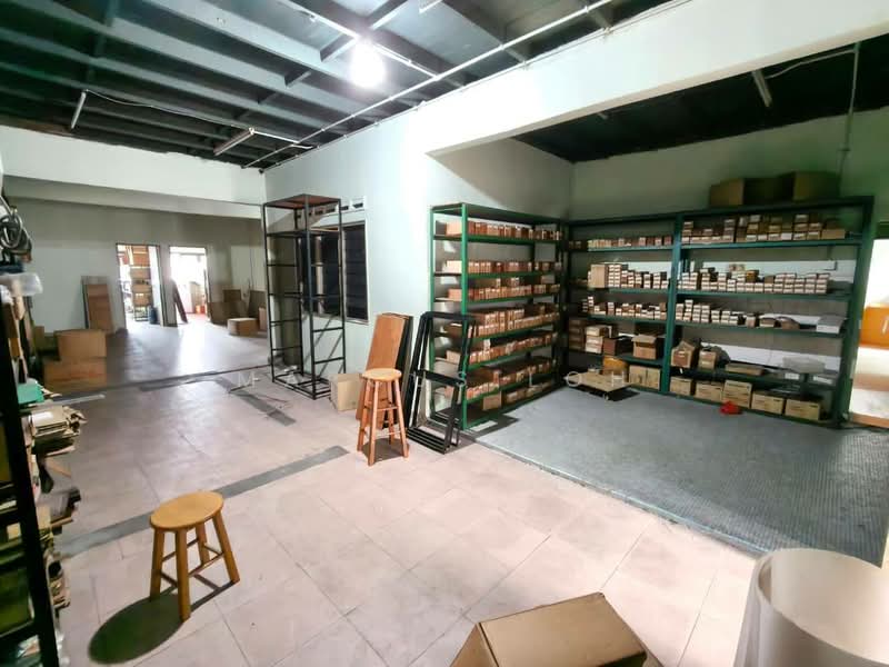 Kedai untuk Dijual di Taman Johor Jaya (Johor Bahru) - Marcus Loh - Interior - PropertyGuru.com.my