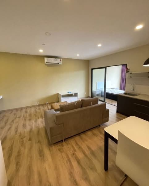 Servis Apartment untuk Disewa di The Mark @ Cheras - Mandy Lee - Living Room - PropertyGuru.com.my