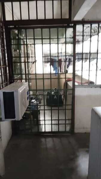 Rumah Flat untuk Dijual di Mutiara Fadason - Zamani Ishak - Balcony - PropertyGuru.com.my