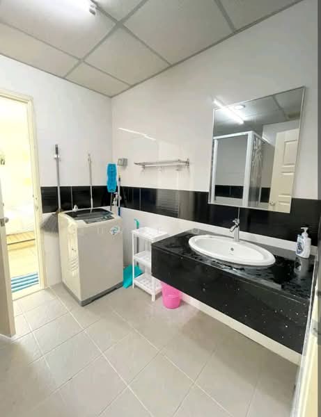 Condominium for Sale at Mansion One - Quvee Ooi - Bathroom - PropertyGuru.com.my