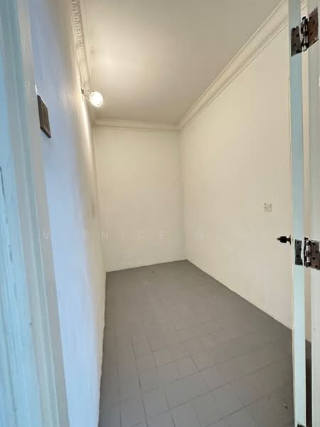 Rumah Berkembar untuk Dijual di Taman Molek (Johor Bahru) - Vernice Wong - PropertyGuru.com.my