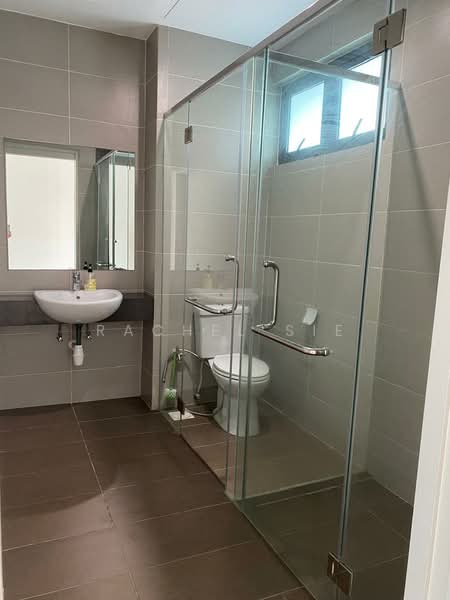 Kediaman Servis untuk Disewa di Pacific Star (Service Residence) - Rachel Sie - Bathroom - PropertyGuru.com.my