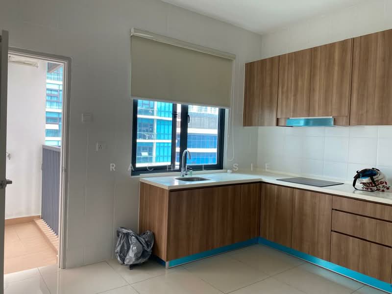 Kediaman Servis untuk Disewa di Pacific Star (Service Residence) - Rachel Sie - Kitchen - PropertyGuru.com.my