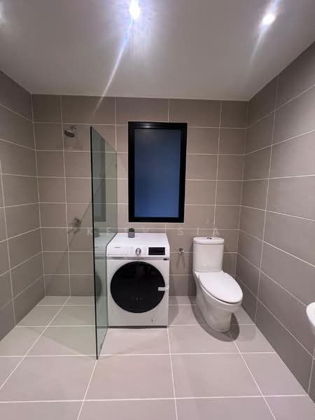 Service Residence for Sale at Cherita - Kelv Sia - Bathroom - PropertyGuru.com.my