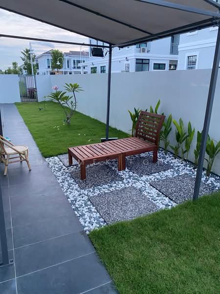 2-storey Terraced House for Sale in Johor Bahru (Johor) - MekMek Fong - Garden - PropertyGuru.com.my
