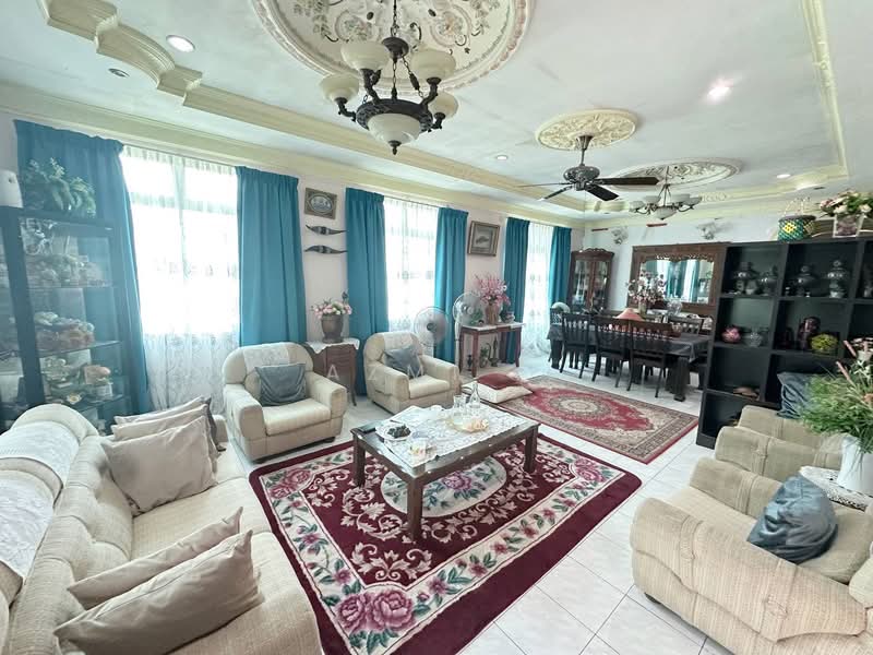 Bungalow for Sale in Bandar Baru Bukit Beruntung (Serendah) - Azmi . - Living Room - PropertyGuru.com.my
