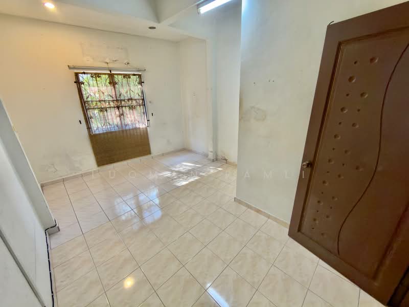 2-storey Terraced House for Sale in Bandar Mahkota Cheras (Cheras) - Luqman Ramli - Interior - PropertyGuru.com.my