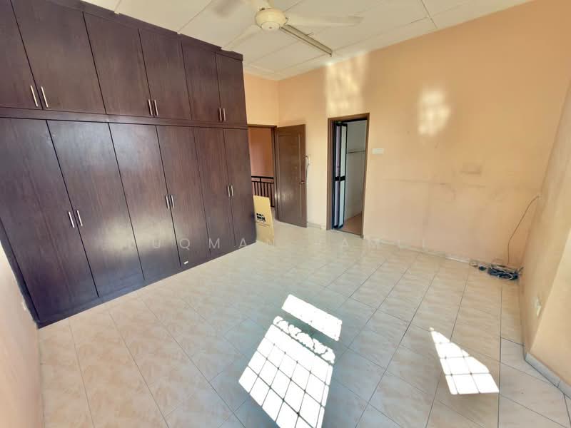 2-storey Terraced House for Sale in Bandar Mahkota Cheras (Cheras) - Luqman Ramli - Bedroom - PropertyGuru.com.my