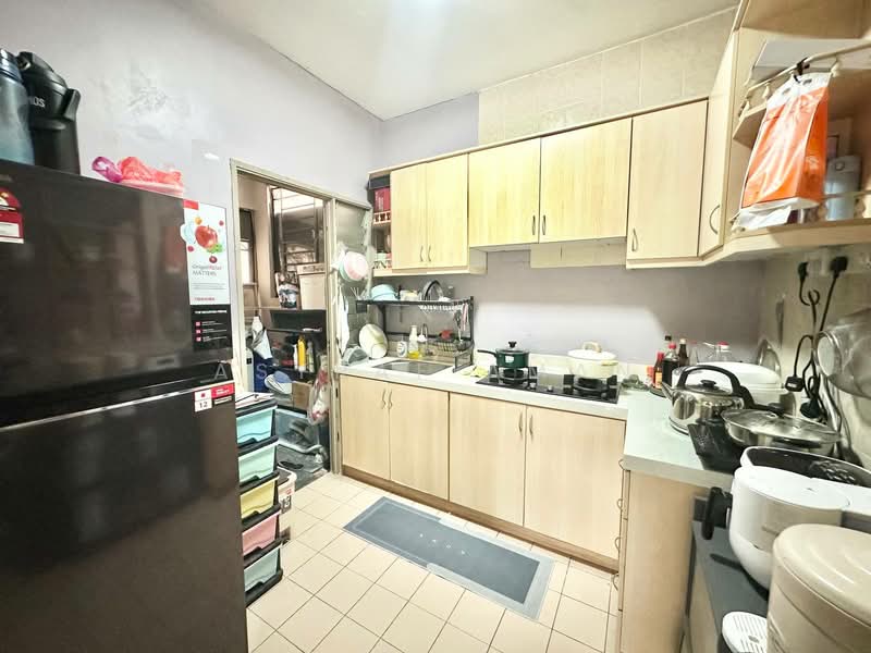 Pangsapuri untuk Disewa di Pangsapuri Mutiara Subang - Asyraf Aman - Kitchen - PropertyGuru.com.my
