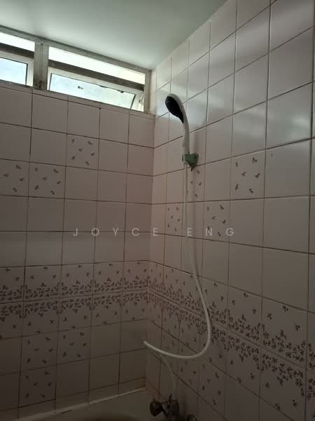 Kondominium untuk Dijual di Indera Putra Courts - Joyce Eng - Bathroom - PropertyGuru.com.my