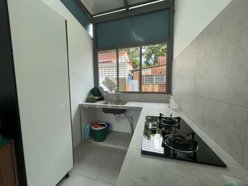 Rumah Teres 1.5 Tingkat untuk Dijual di Taman Free School (Jelutong) - Eugene Tung - Kitchen - PropertyGuru.com.my