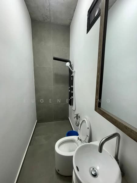 Rumah Teres 1.5 Tingkat untuk Dijual di Taman Free School (Jelutong) - Eugene Tung - Bathroom - PropertyGuru.com.my
