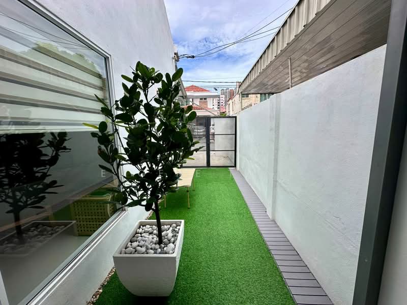 Rumah Teres 1.5 Tingkat untuk Dijual di Taman Free School (Jelutong) - Eugene Tung - Exterior - PropertyGuru.com.my