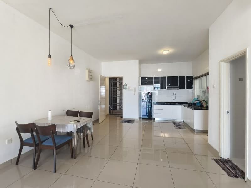 Pangsapuri untuk Disewa di Nusa Heights (Nusa Puncak) - Heng Hy - Dining Room - PropertyGuru.com.my