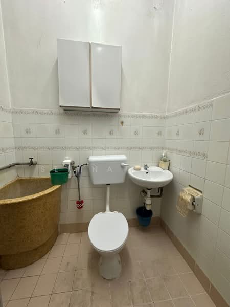 2-storey Terraced House for Sale in Taman Petani Jaya (Sungai Petani) - Selina Khoo - Bathroom - PropertyGuru.com.my