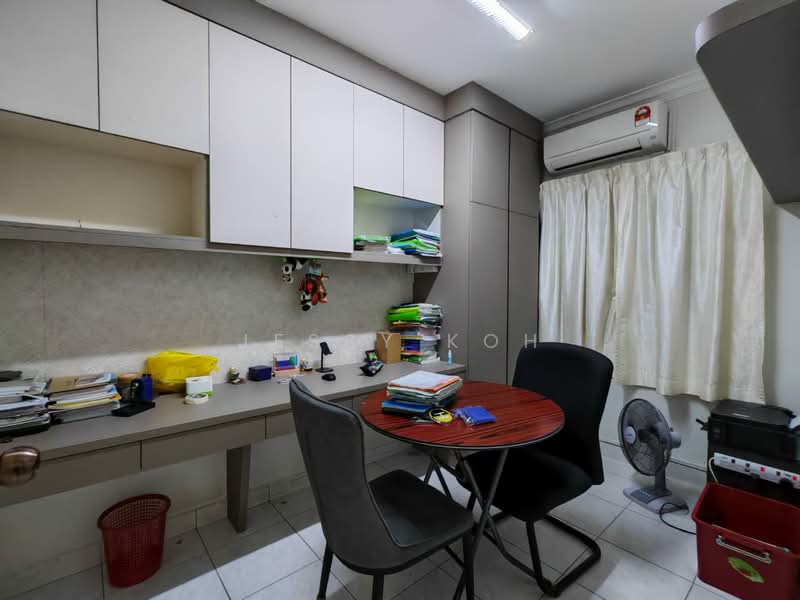Rumah Teres 2 Tingkat untuk Disewa di Permas Jaya (Johor) - Jessy Koh - Study - PropertyGuru.com.my