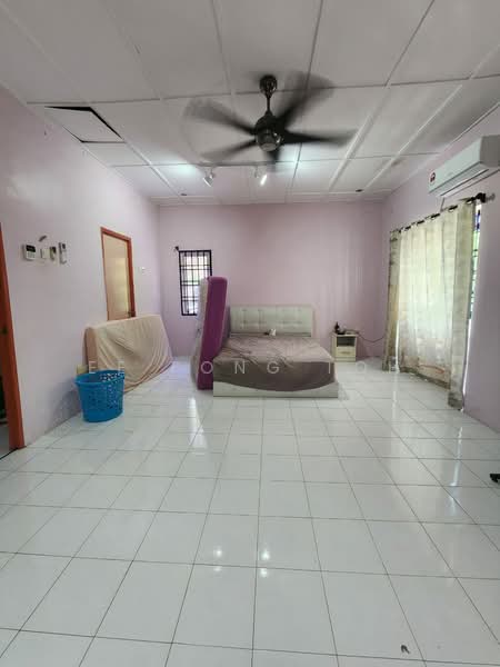 Rumah Teres 2 Tingkat untuk Dijual di Taman Putri Kulai (Kulai) - Ee Fong Toh - Bedroom - PropertyGuru.com.my