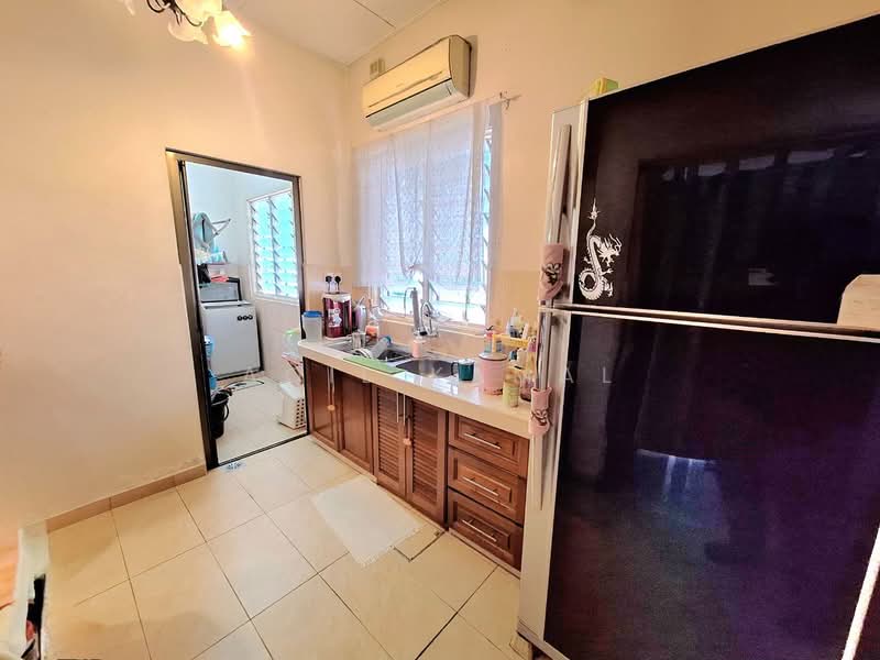 2-storey Terraced House for Sale in Kota Kemuning (Shah Alam) - Aqil Kamal - Kitchen - PropertyGuru.com.my