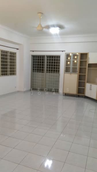 Condominium for Rent at Ridzuan Condominium - Ferdaus Johar - Living Room - PropertyGuru.com.my