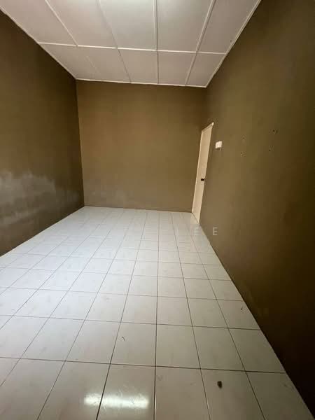 For Sale - Bandar Puteri Jaya