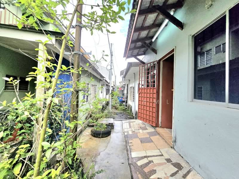2-storey Terraced House for Sale in Ampang Jaya (Ampang) - Luqman Ramli - Exterior - PropertyGuru.com.my