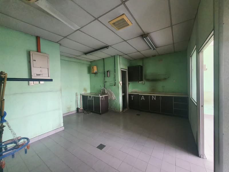 Factory for Rent in Balakong (Selangor) - Tommy Tan - Interior - PropertyGuru.com.my