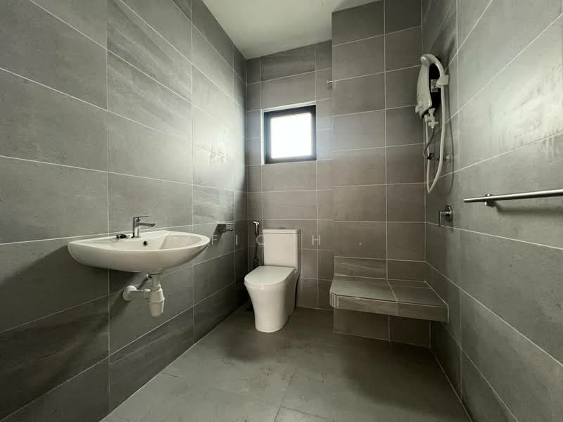 Rumah Teres 2 Tingkat untuk Dijual di Cyberjaya (Selangor) - Afiqah . - Bathroom - PropertyGuru.com.my