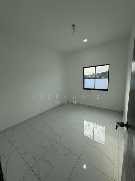 Semi-Detached House for Sale in Bandar Cemerlang (Ulu Tiram) - Stephanie Gan - Interior - PropertyGuru.com.my