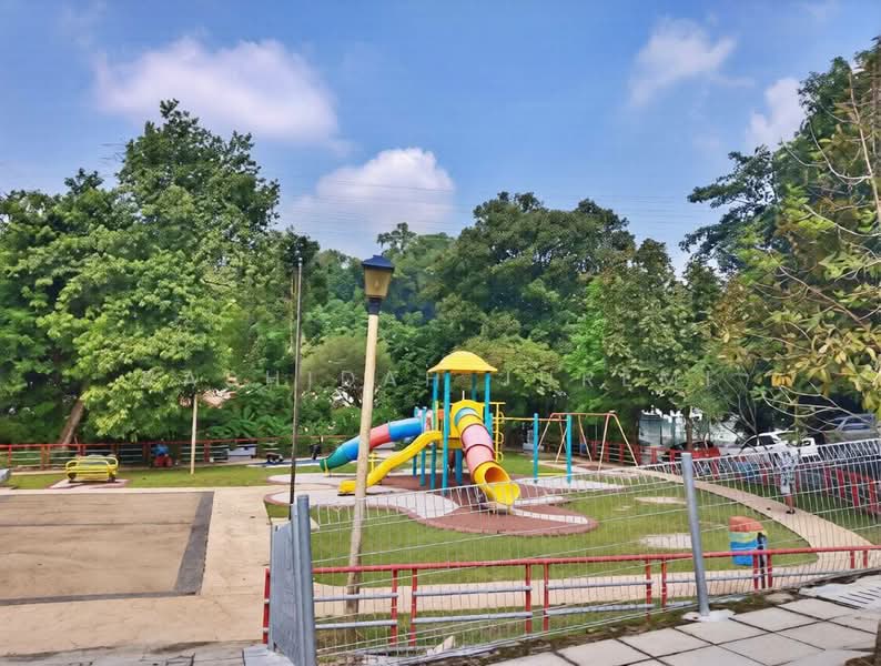 2-storey Terraced House for Sale in Damansara Heights (Kuala Lumpur) - Rashidah Juremi - Exterior - PropertyGuru.com.my