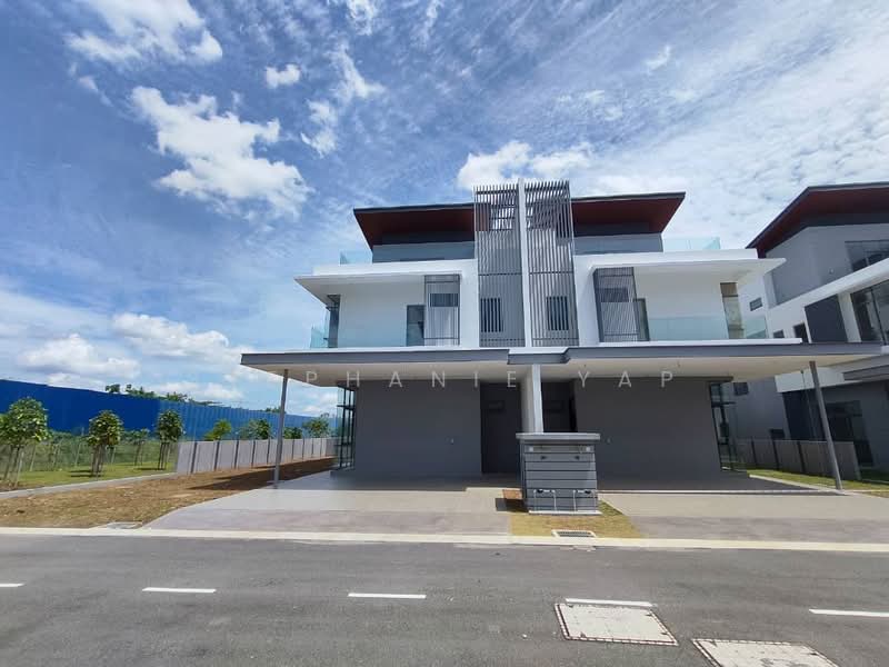 Semi-Detached House for Sale in Shah Alam (Selangor) - Stephanie Yap - Exterior - PropertyGuru.com.my