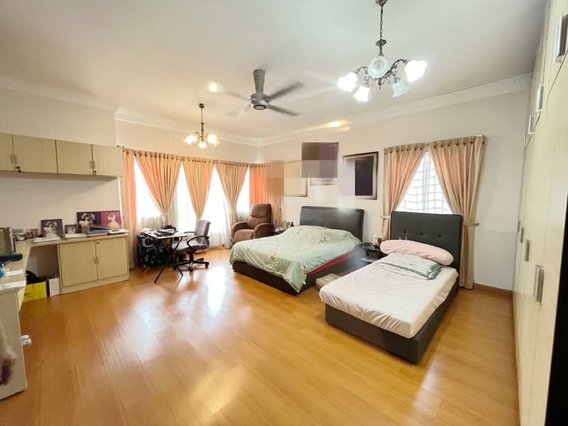 Semi-Detached House for Sale in Kapar (Selangor) - Charlie Gan - Bedroom - PropertyGuru.com.my