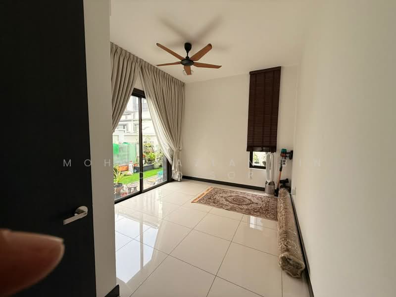 Semi-Detached House for Sale in Shah Alam (Selangor) - Mohd Hazlan bin Mohd Sopi - PropertyGuru.com.my