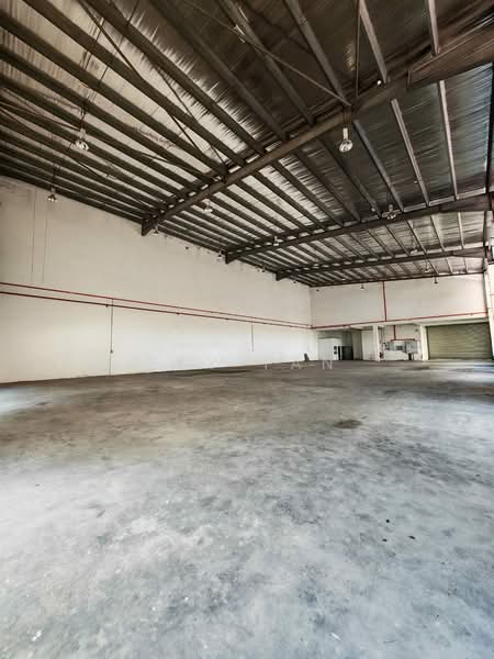 Semi-D Factory for Rent in Taman Perindustrian Cemerlang (Ulu Tiram) - Sky Tan - Interior - PropertyGuru.com.my