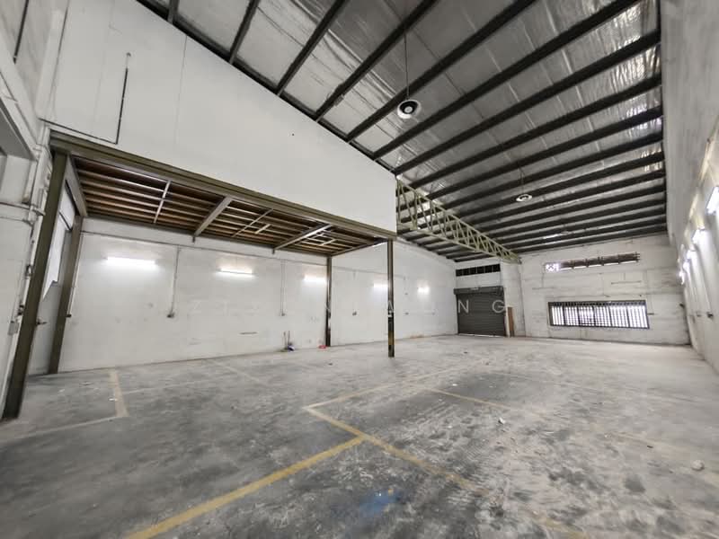 Factory for Rent in Taman Desa Cemerlang (Ulu Tiram) - Zixon Wong - Interior - PropertyGuru.com.my
