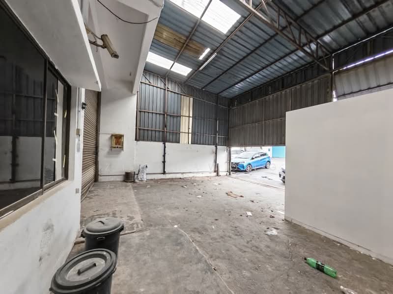 Factory for Rent in Taman Desa Cemerlang (Ulu Tiram) - Zixon Wong - Interior - PropertyGuru.com.my
