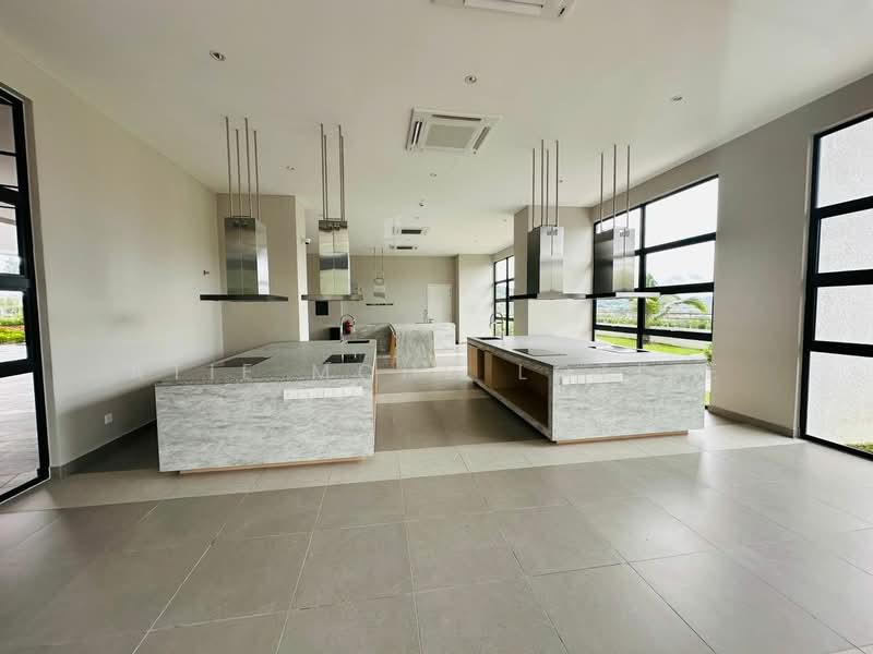Condominium for Sale at Trinity Wellnessa - Atie Mohd Lotfie - Kitchen - PropertyGuru.com.my