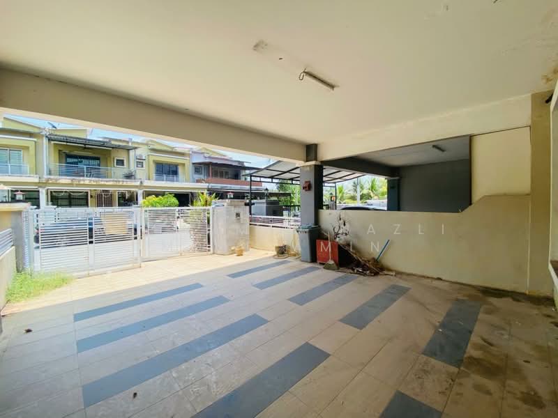 2-storey Terraced House for Sale in Perdana College Heights (Mantin) - Muhammad Nazli Mohd Amin - Exterior - PropertyGuru.com.my