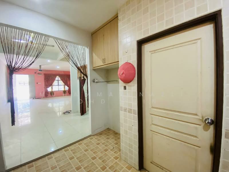 2-storey Terraced House for Sale in Perdana College Heights (Mantin) - Muhammad Nazli Mohd Amin - Living Room - PropertyGuru.com.my