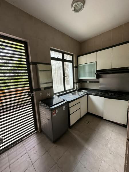 Semi-Detached House for Rent in East Ledang (Iskandar Puteri (Nusajaya)) - Genki Yap - Kitchen - PropertyGuru.com.my