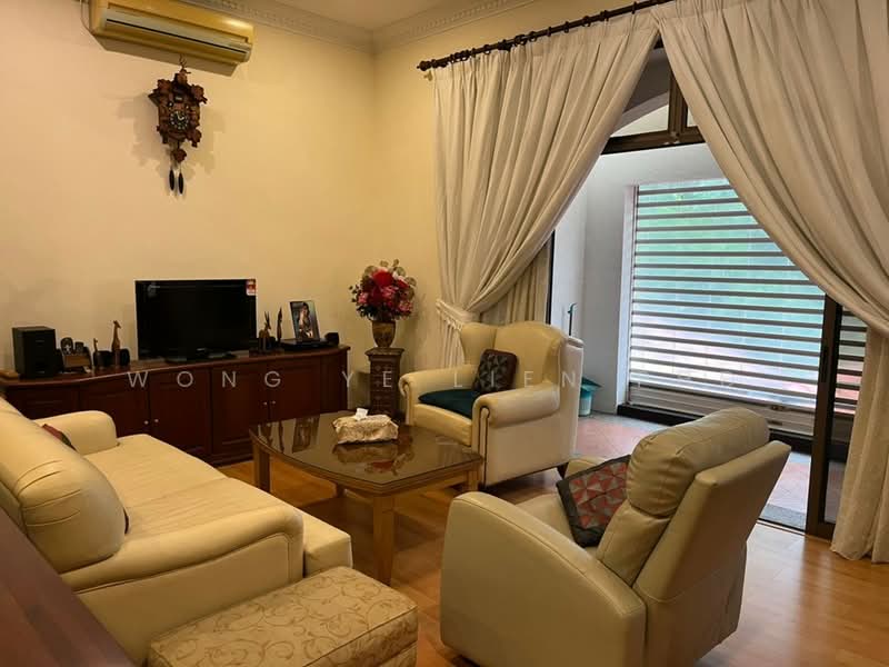 Rumah Banglo untuk Dijual di Shah Alam (Selangor) - Wong Ye Lien PhD - Living Room - PropertyGuru.com.my