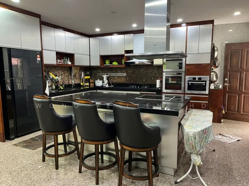 Rumah Banglo untuk Dijual di Shah Alam (Selangor) - Wong Ye Lien PhD - Kitchen - PropertyGuru.com.my