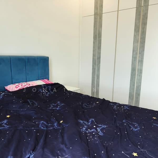 Service Residence for Sale at Paragon Residences @ Straits View - Jonathan Lee - Bedroom - PropertyGuru.com.my